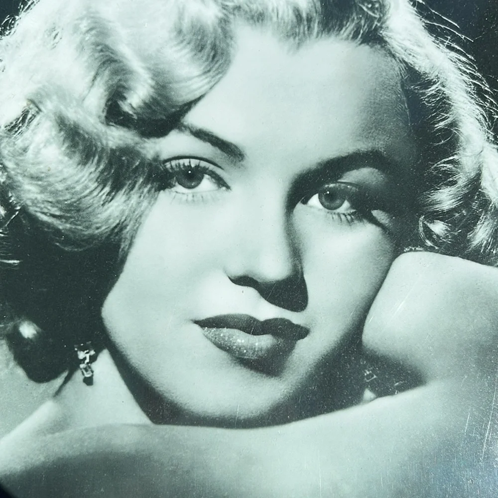 Marilyn Monroe 1998 Commemorative Calendar